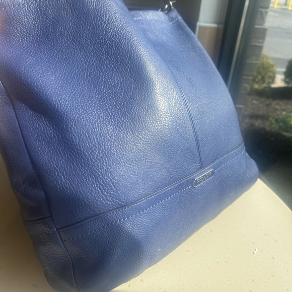 Coach Blue Leather Large Purse - Picture 13 of 16